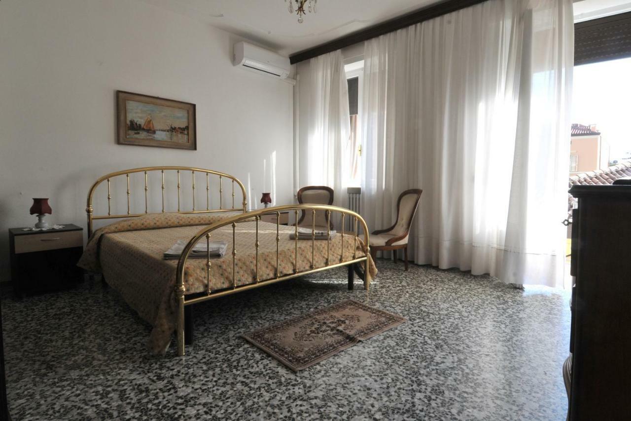 Hotel Locazione Turistica Poker D'Assi Verona Exteriér fotografie